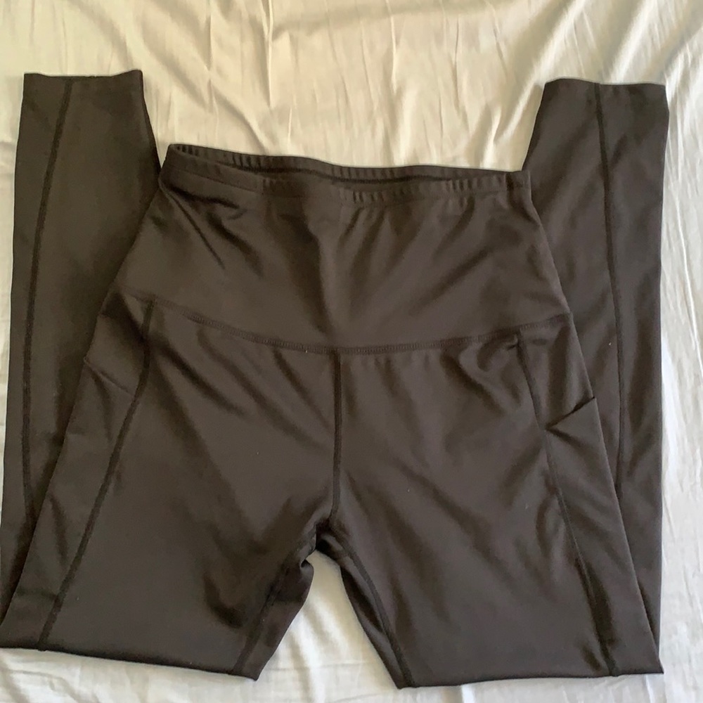 Black Pocket Leggings NWOT